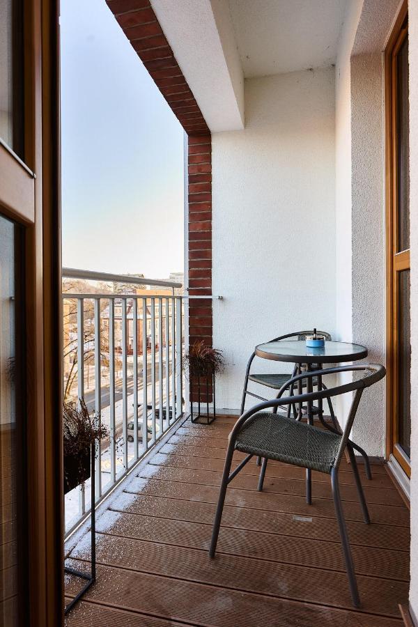 Golden Hour Apartments - Platan Tower Свиноуйсьце Экстерьер фото